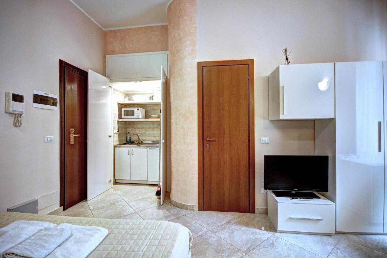 Milanrentals - Lecco 11 Apartment Milão Exterior foto